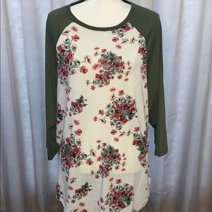 3XL LuLaRoe Randy Baseball Tee